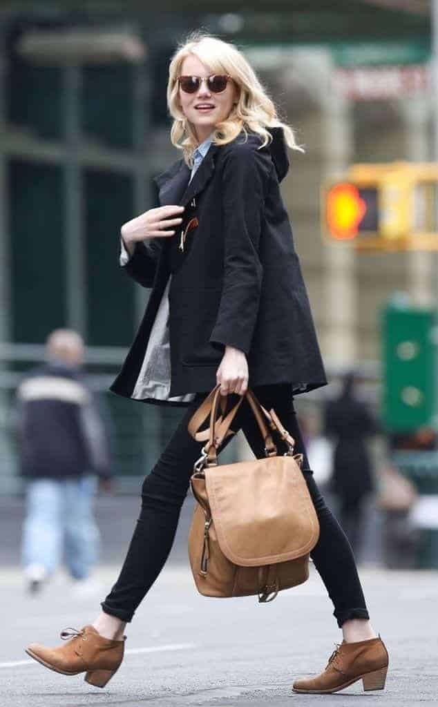 ↓ 5 – Emma Stone’s Winter Outfit