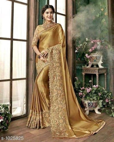 ↓ 7 – Saree with Heavy Border