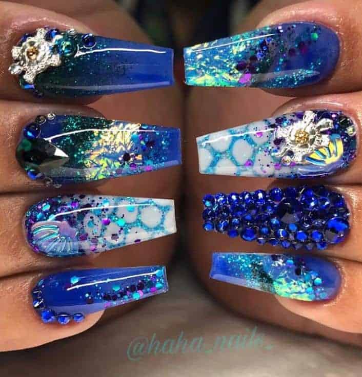 ↓ 67. Ocean Nails