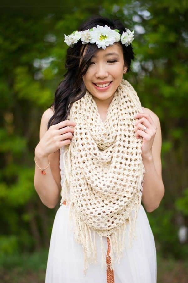 Stylish Outfit Ideas with Scarves