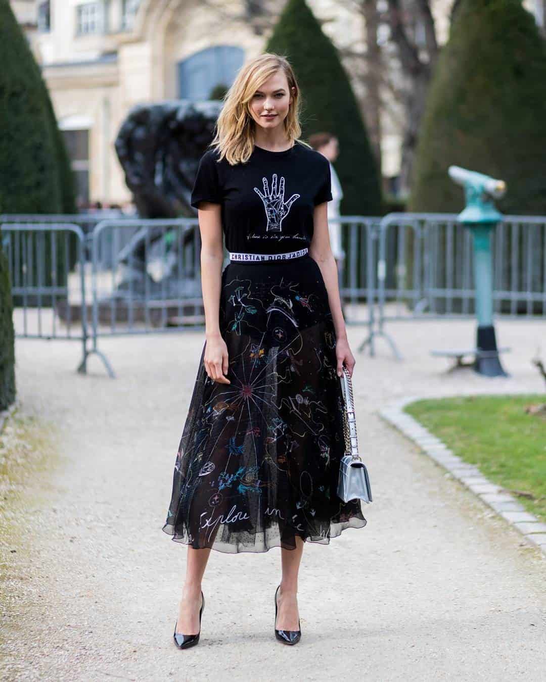 17 – Printed T-shirt with a sheer flared skirt