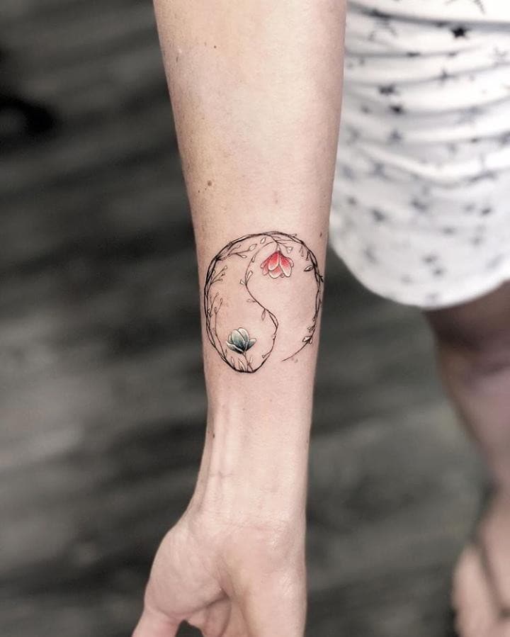 ↓ 2. Yin and Yang Tattoo