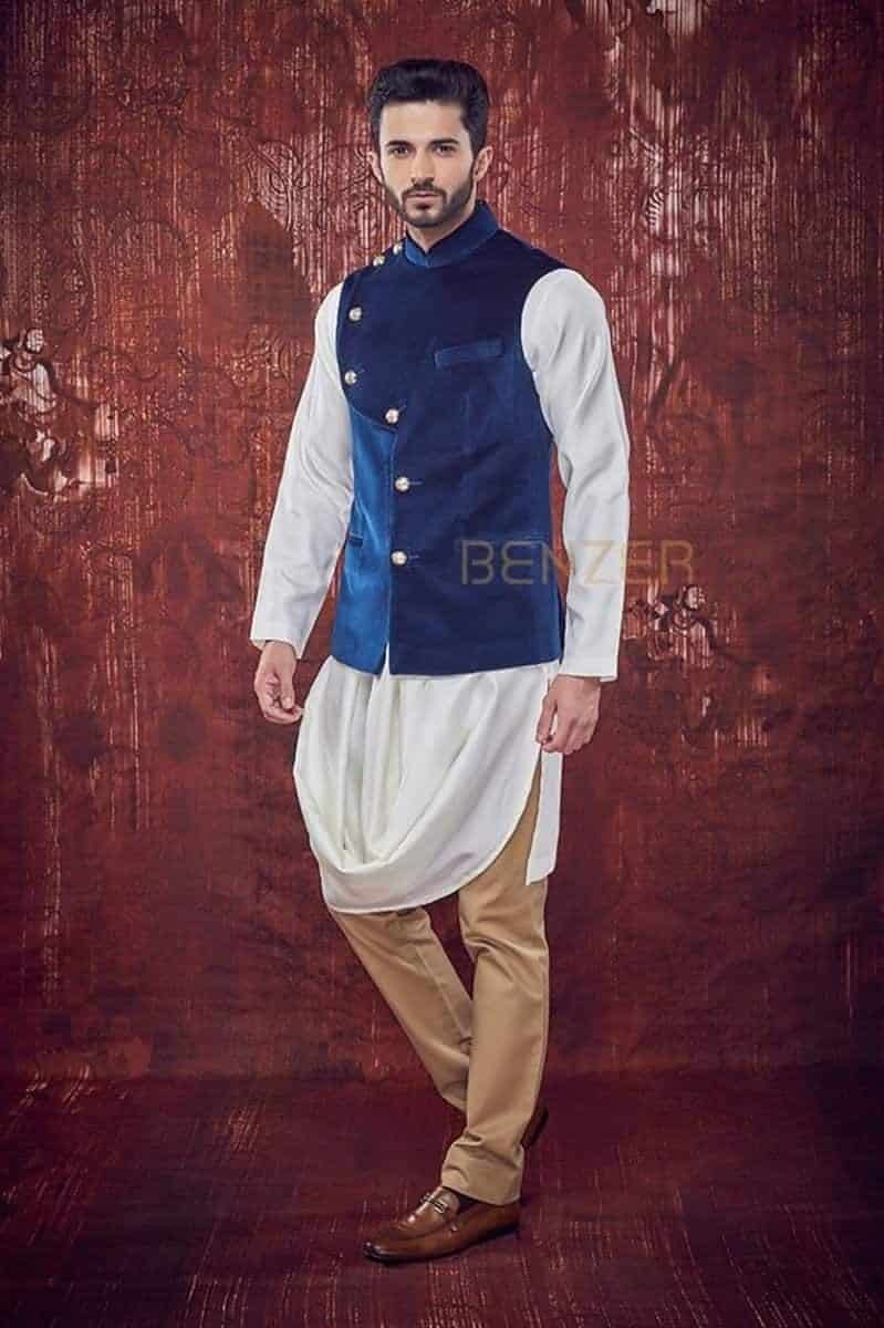 ↓ 06 – Cowl Kurta With Churidar