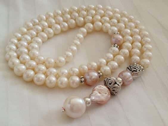 #7 – A Glamorous Pearl Tasbih Set