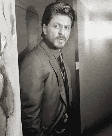 ↓11. Shahrukh Khan’s Look