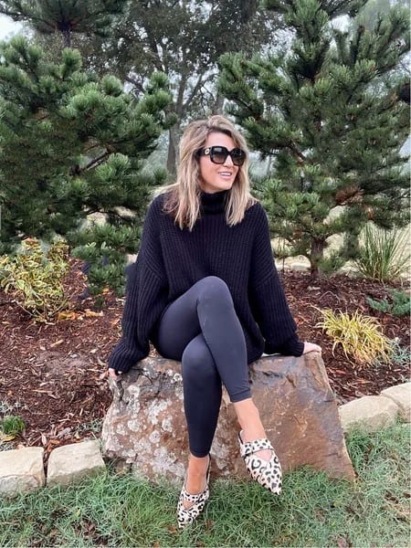 9 – Oversized Pullover And Leggings