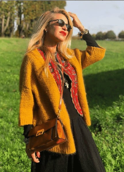 14 – Yellow Sweater Outfit For Women Over 40