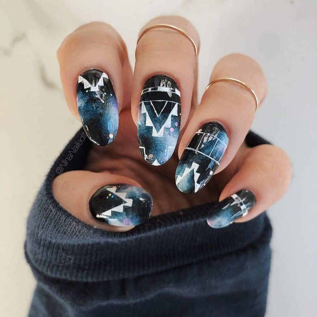 23 – Galaxy Nails