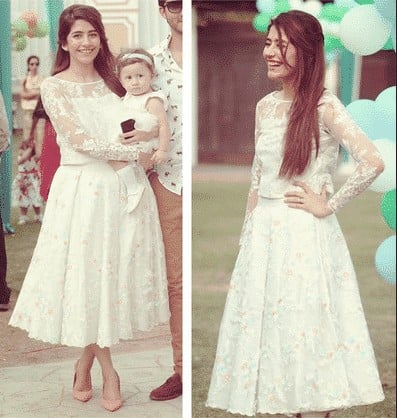 ↓ 14 – Pakistani Mother-Daughter Matching Birthday Dress-up