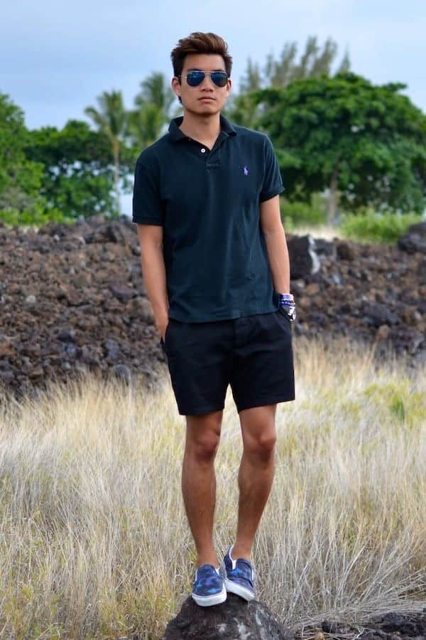 ↓ 16 –  Shorts And Navy Blue Shirt