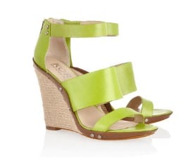 ↓ 4 – Wedge Sandals