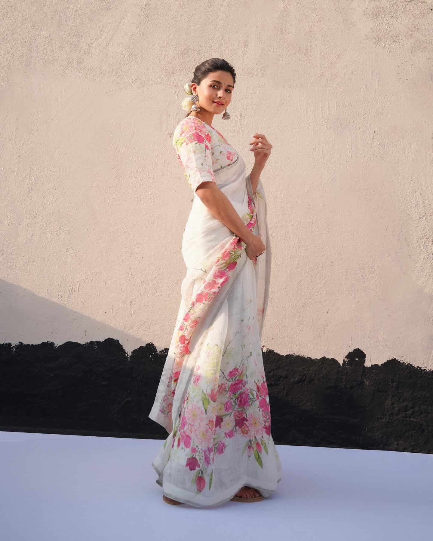 2 – Alia Bhatt In An Elegant White Linen Saree