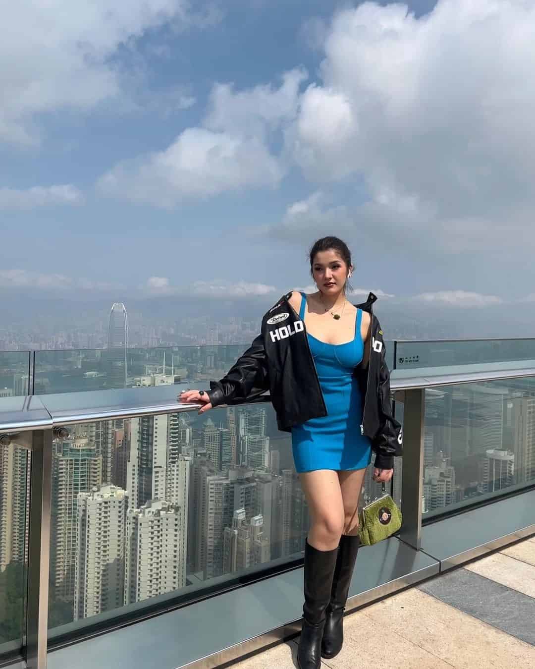 8 – Dressing Up for the Hong Kong Skyline