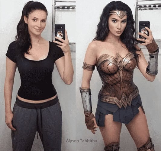 ↓ 33 – Superhero Costumes for Women