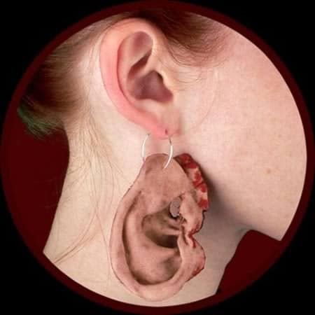 ↓ 3 – Spooky and Creepy Earrings for Halloween