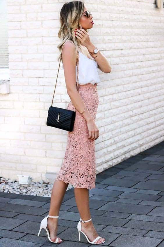 22 – The Chic  Skirt Outfit