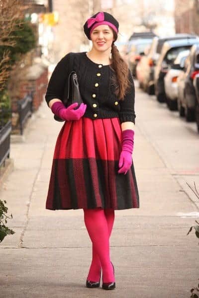 ↓ 17 – With Pink Tights in Winter