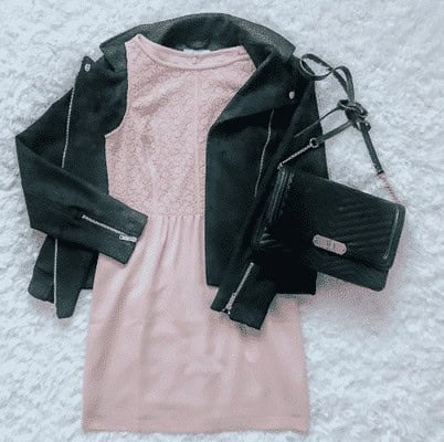 ↓ 5. Black & Pink Girly Outfit for Spring