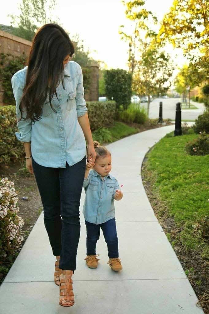 10 – Mommy-Daughter Twinning In Timberlands And Denim Shirts