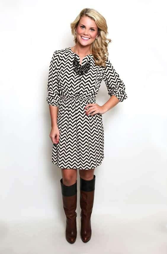 ↓ 2 – Black and White Zigzag Dress