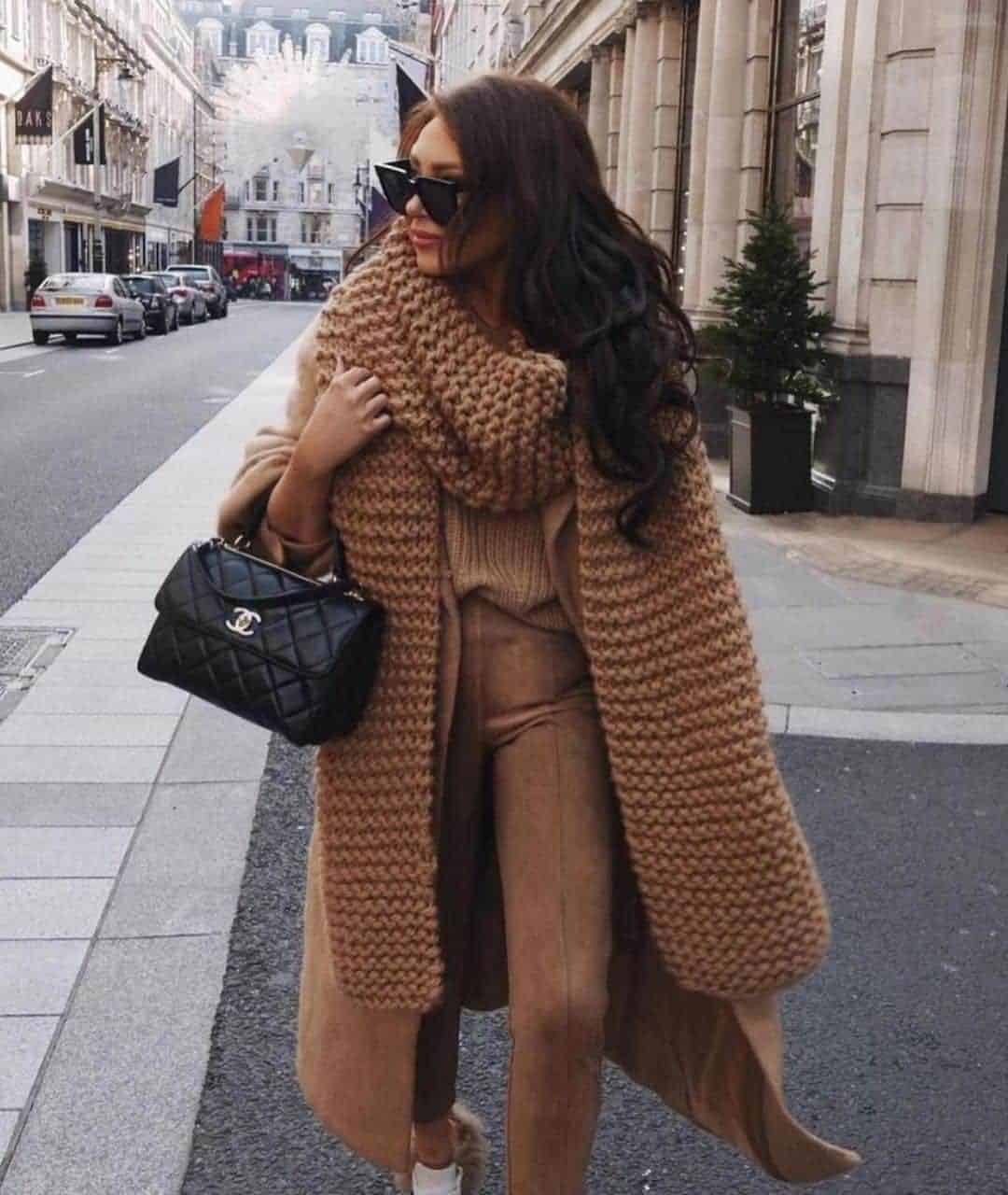 18 – Oversized Blanket Scarf Outfit in Brown Tones All Over