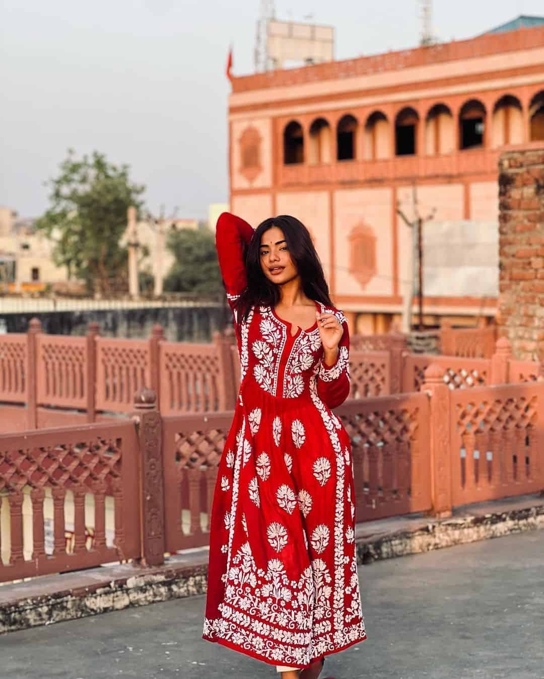 14 – Red Kurta With White Embellishment