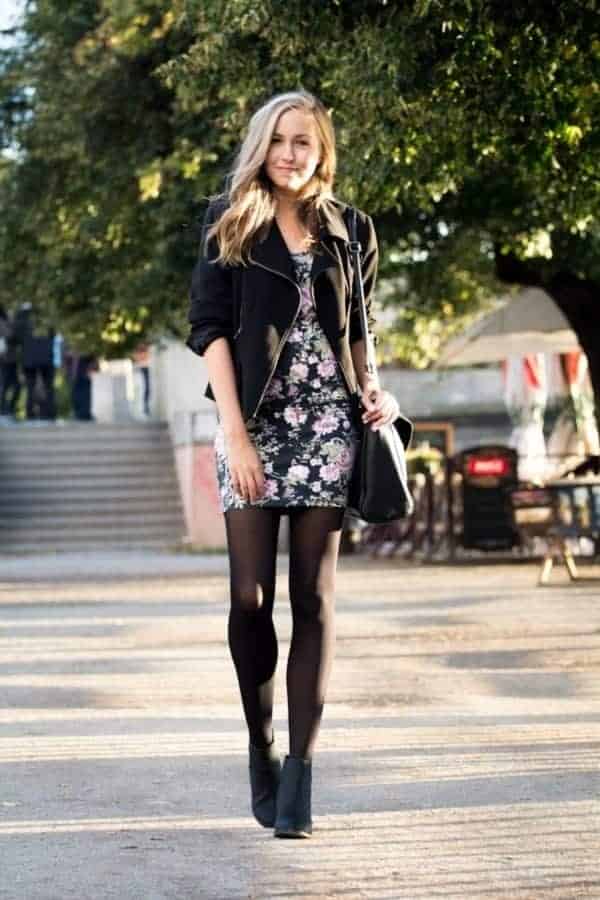 ↓ 5 – Floral Outfits with Black Leggings in Spring