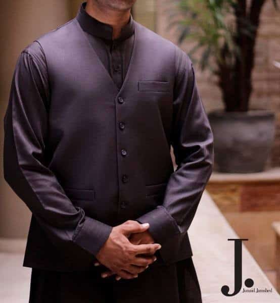 ↓ 14 – How To Match Waist Coat with Shalwar Kameez