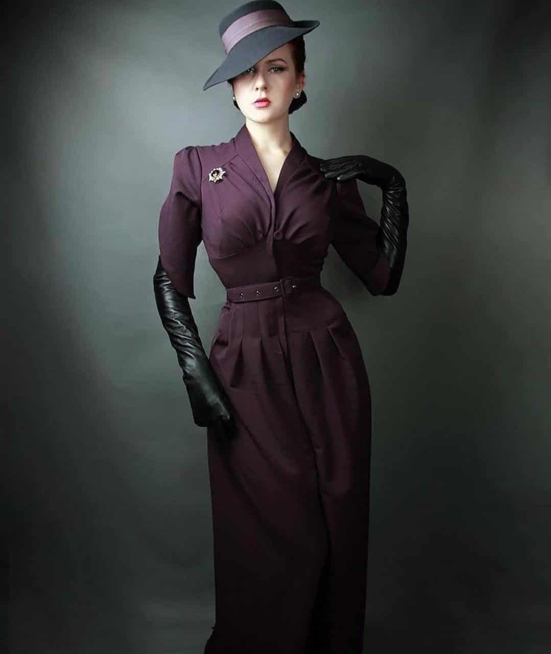 3 – Long Formal Dress With Shoulder Pads