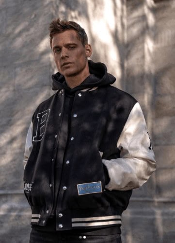 ↓ 8 – Varsity Jacket