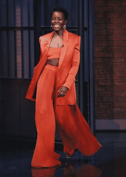 33 – How to style an overall orange look?