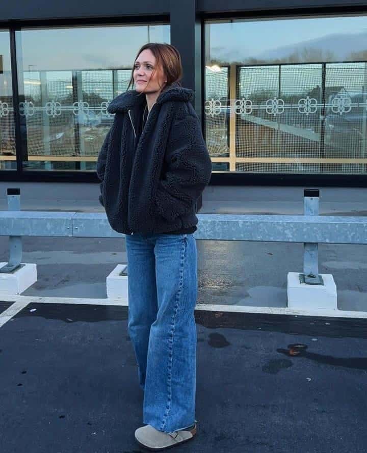 01 – Wide Leg Denim With Oversized Black Jacket