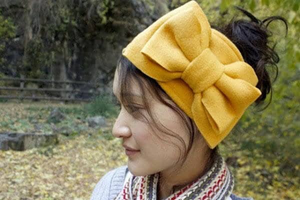 #43-DIY BOW PATTERENED EARWARMNER