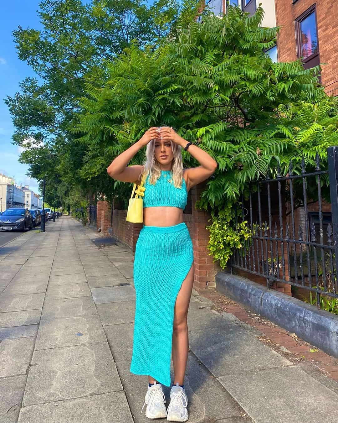 4 – Neon Turquoise Crochet Cropped Top And Skirt Set