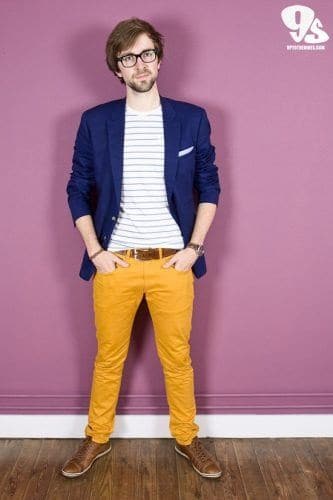 ↓ 31 – Mustard Pants With Brogues