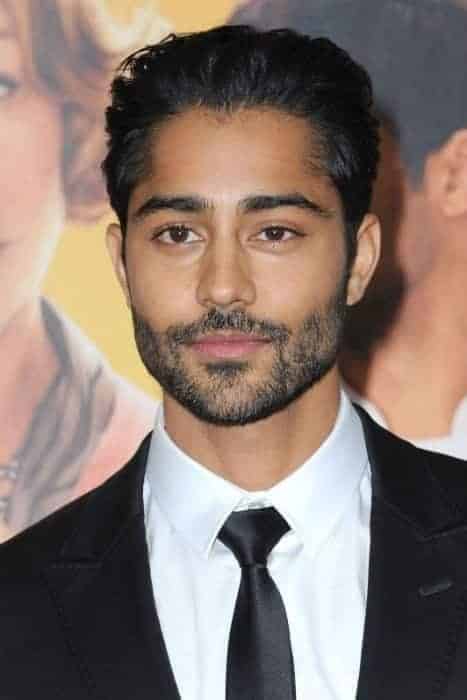 ↓ 30 – Manish Dayal