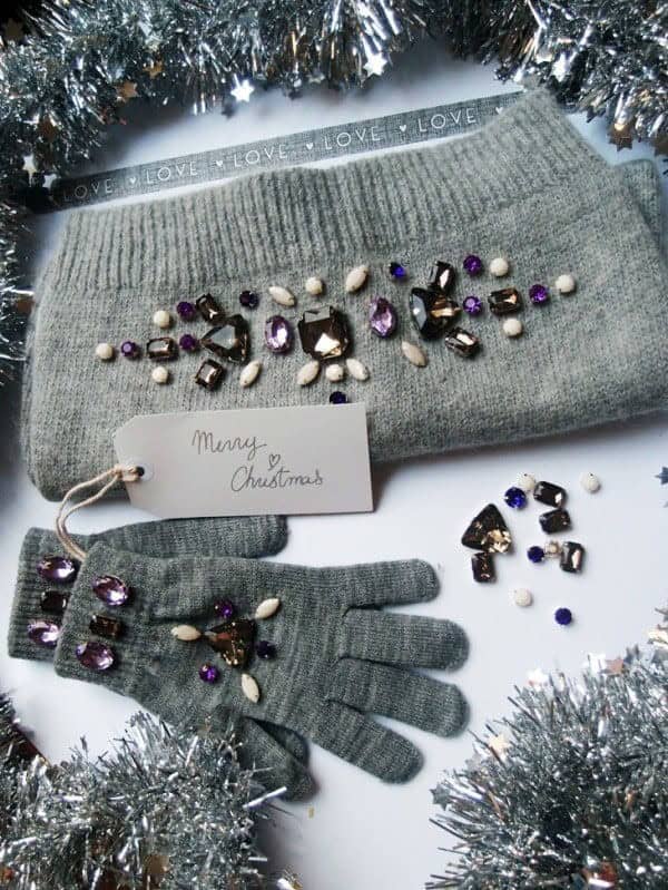 #48-DIY PEARL GLOVES.