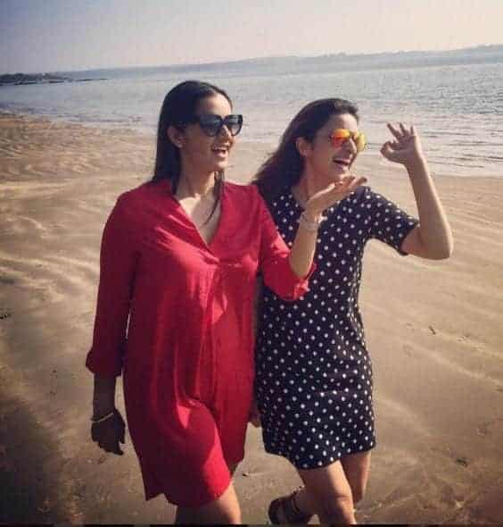 ↓ 14 – Parineeti Chopra With Sania Mirza