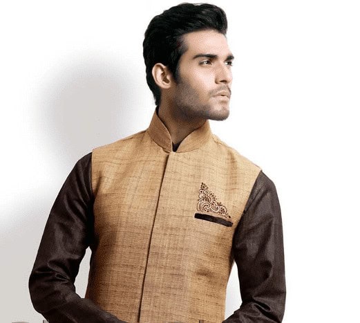 ↓ 14 – How To Match Waist Coat with Shalwar Kameez