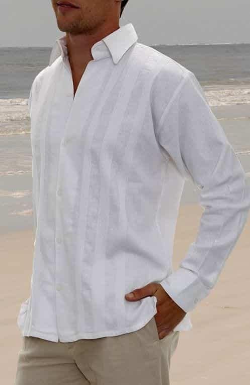 ↓ 7 – Which White Shirt to Wear to the Beach