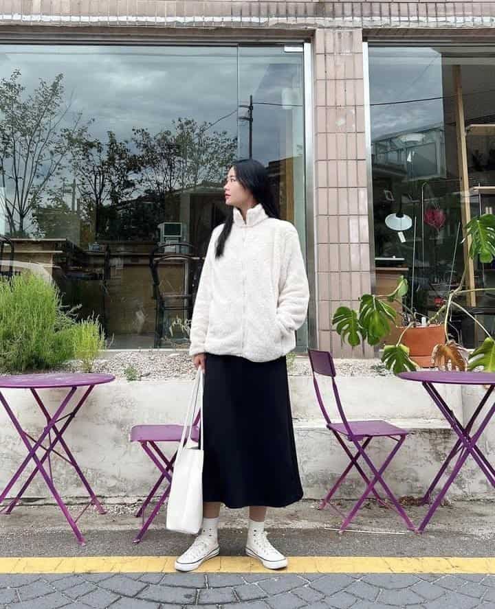 09 – Black Skirt And White Sneakers With White Jacket