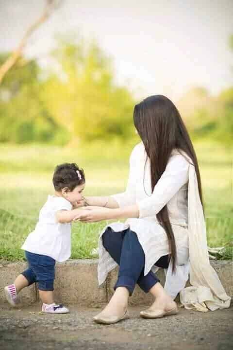 ↓ 3 – Mom And Baby Girl Desi Jeans Outfit