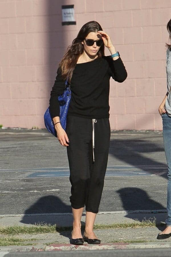 16 – Crop Sweatpants With Ballet Flats