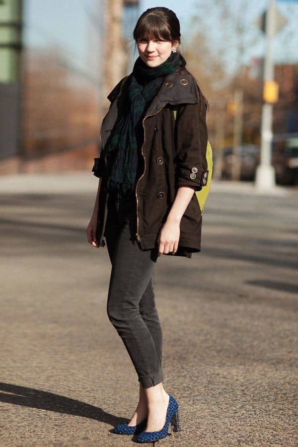 ↓ 4 – Stylish Jacket With A Scarf