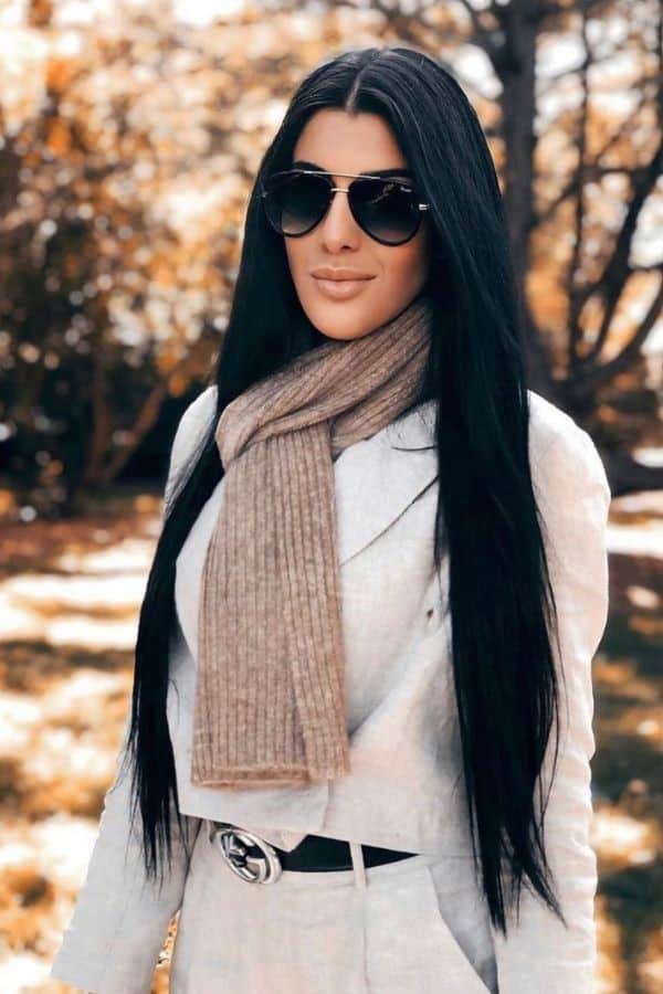 Stylish Outfit Ideas with Scarves