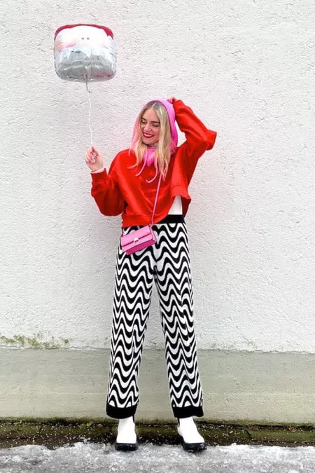 19 – Red Crop Top With Printed High-Waisted Fleece Pants